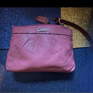 COACH LEATHER BARBIE PINK WRISTLET Wallet GORG GUC
